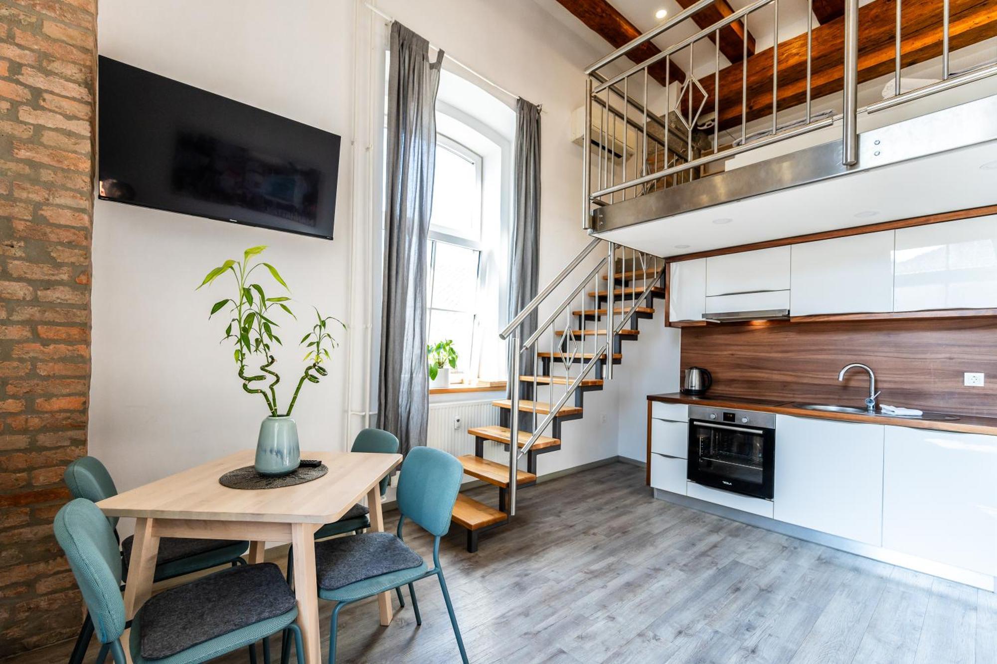 דירות לובליאנה The Wonderful Loft מראה חיצוני תמונה